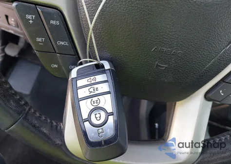 2017 Ford F-250 Lariat из США, поврежденный, VIN 1FT7W2BT2HEC76145